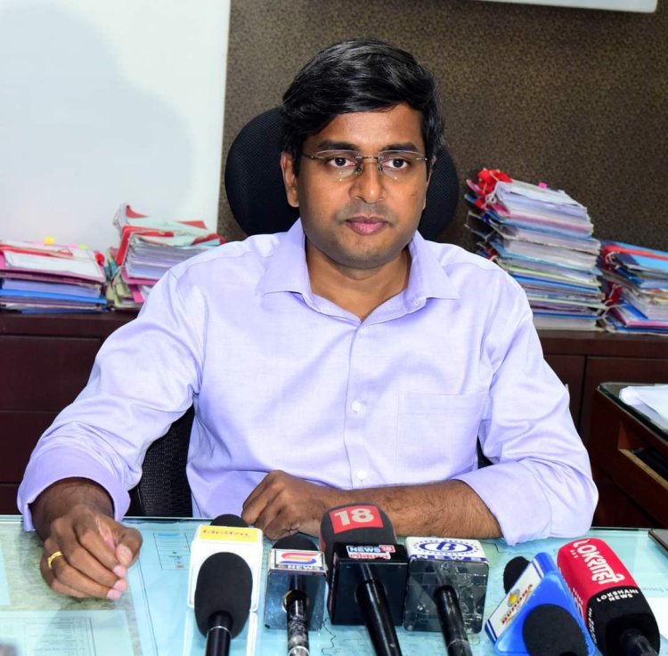 बचत गटांच्या वस्तुंच्या प्रदर्शनाला नागरिकांनी भेट द्या   - जिल्हाधिकारी राहुल रेखावार यांनी केले आवाहन