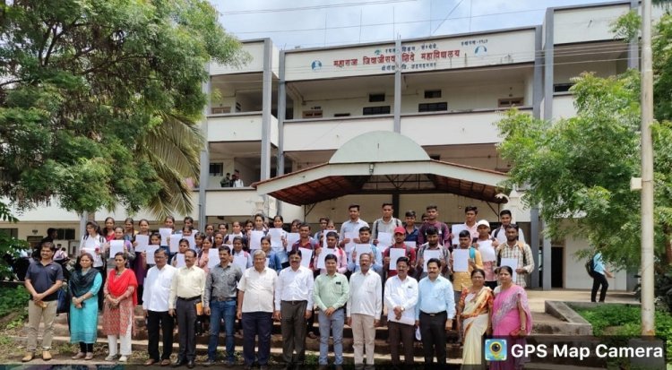महाराजा जिवाजीराव शिंदे महाविद्यालयात महसूल सप्ताहाचे आयोजन