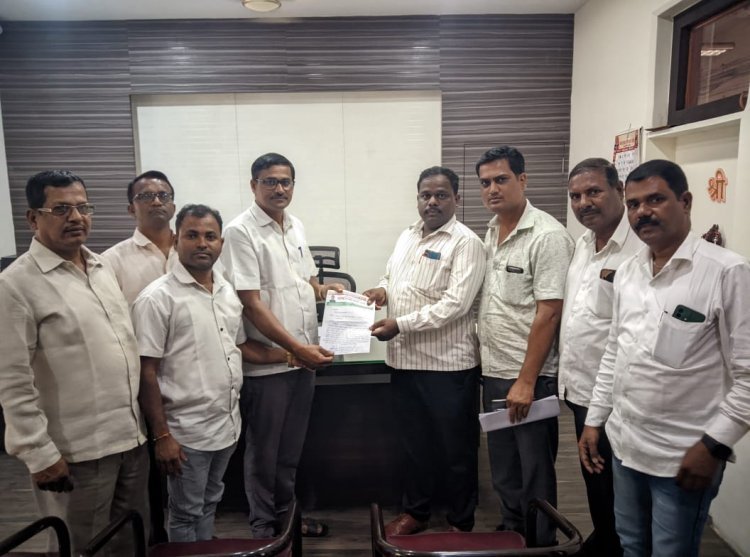 सार्वजनिक स्वचछतागृहे नियमित स्वच्छ करण्याची लोकराज्य जनता पार्टीची मागणी.*