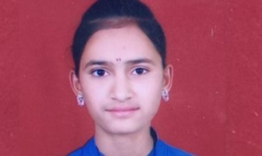 विद्यार्थिनींची आत्महत्या ; शेवटी स्वप्न अपुरच राहीलं