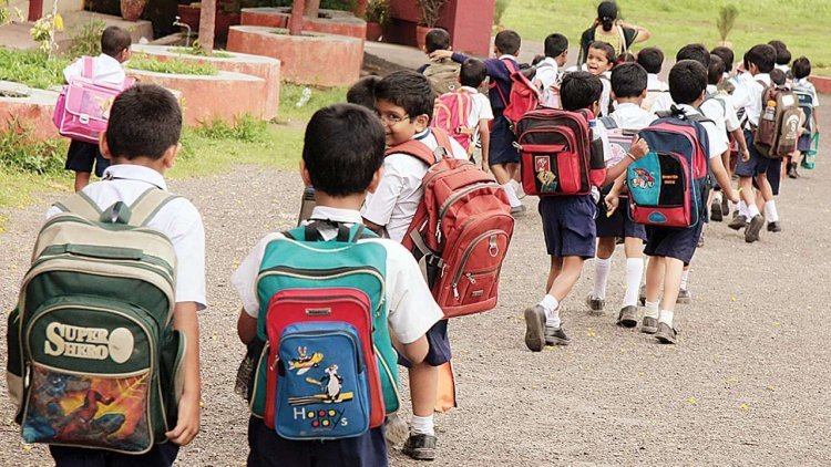 "एक राज्य एक गणवेश" योजनेची अंमलबजावणी ; लवकरच मिळणार विद्यार्थ्यांना गणवेश