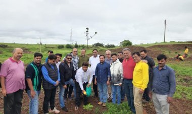 रोटरी क्लब ऑफ कोल्हापूर सनराइजच्या वतीनं वृक्षारोपण