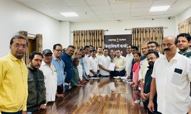 पूरग्रस्त कुंभार समाजाला त्वरित मदत मिळावी-भाजपाच्या वतीने निवासी जिल्हाधिकारी यांना निवेदन