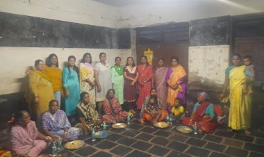 शिवसेना पक्षाच्या वतीने पूरग्रस्त लोकांना गरजू  वस्तूंचे वाटप