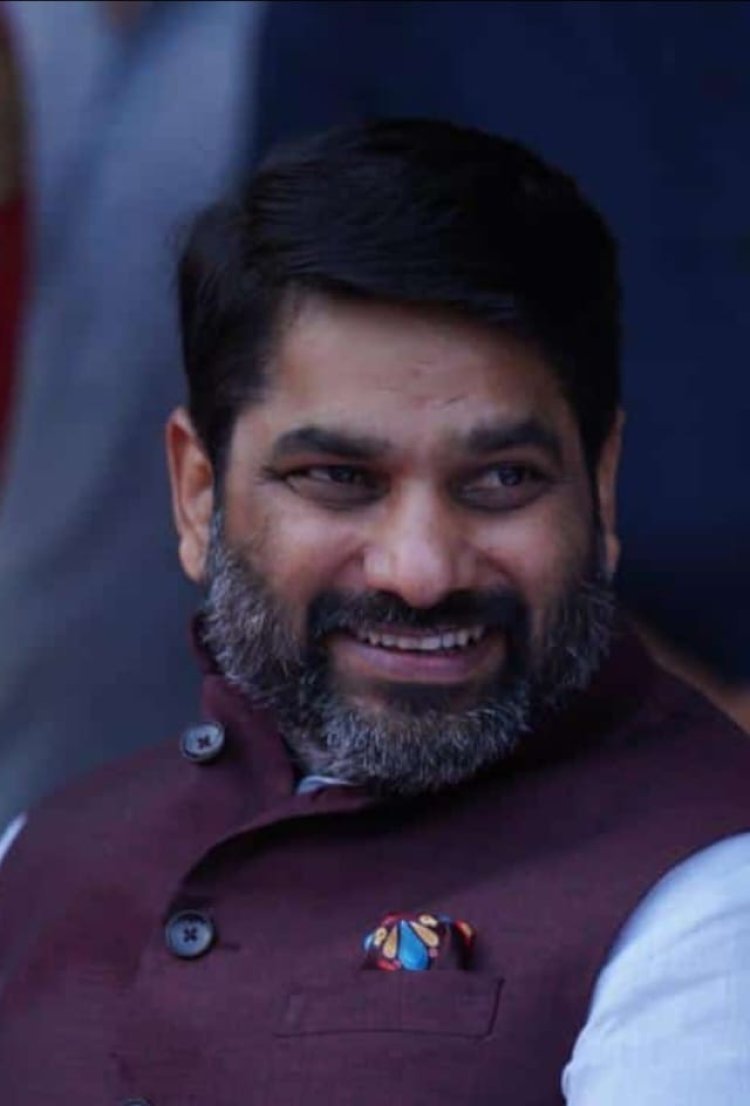 वाहन पासिंग विलंबशुल्क अखेर सरकारकडून रद्द : आम.सतेज पाटील यांच्या मागणीला यश