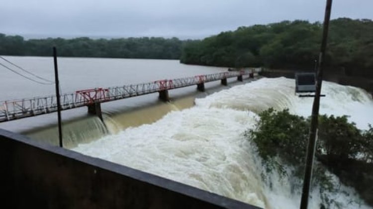 राधानगरी धरणाचे दोन दरवाजे बंद