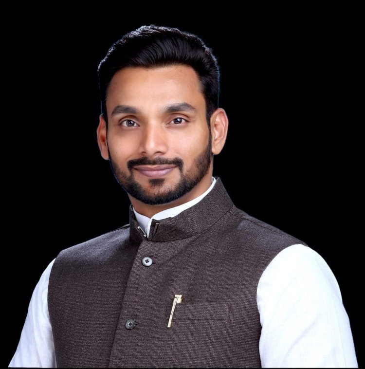 लोकसभा शिवसेना संसदीय पक्षाच्या उपनेते पदी खासदार धैर्यशील माने