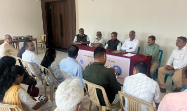 सायबर ट्रस्टच्यावतीनं गायक हरिहरन यांच्या कार्यक्रमासाठी दिला नव्याने बांधलेलं सभागृह