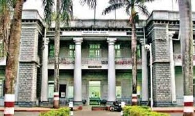 आज सायंकाळी ६ पासून निवडणूक निकालावर परिणाम करणाऱ्या बाबी प्रदर्शित करण्यास निवडणूक आयोगाची मनाई