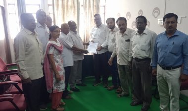 शिक्षकांना त्रास देणाऱ्या गुंडांचा बंदोबस्त करा