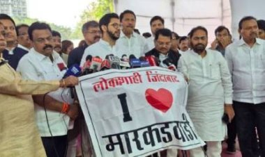 "विरोधकांचा शपथविधीवर बहिष्कार: ईव्हीएमवर प्रश्नांची सरबत्ती"