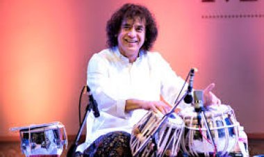 विश्व् विख्यात तबला वादक झाकीर हुसेन