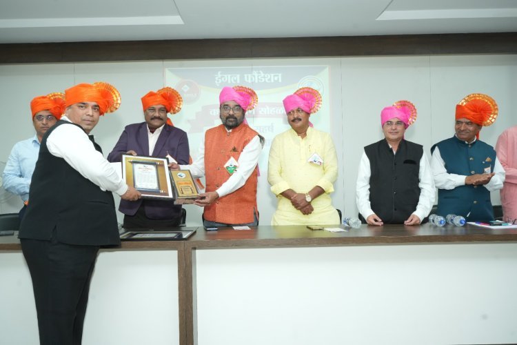 प्रशांत देसाई सुसंस्कृत विद्यार्थी घडवण्याचे कार्य करत आहेत : माजी खा. निवेदिता माने