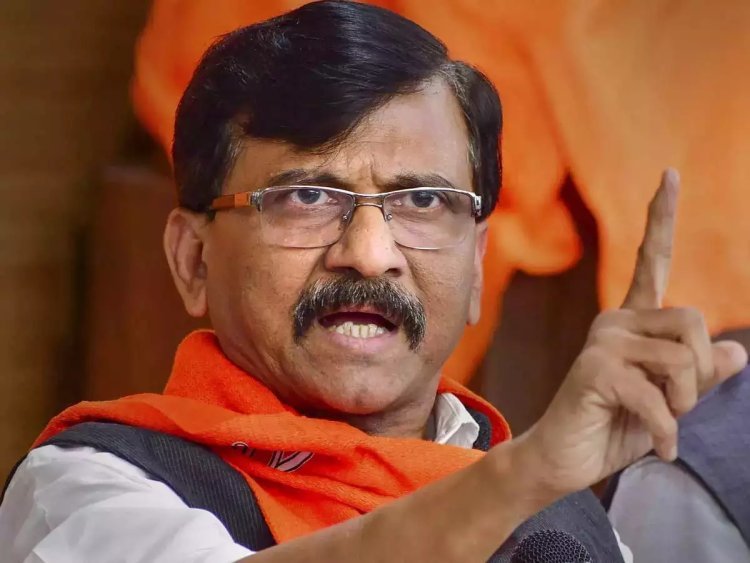 तुम्हाला गृहमंत्री पद मिळाले आहे, ते विरोधकांना संपविण्यासाठी नाही , संजय राऊतांचा फडणवीसांवर हल्लाबोल