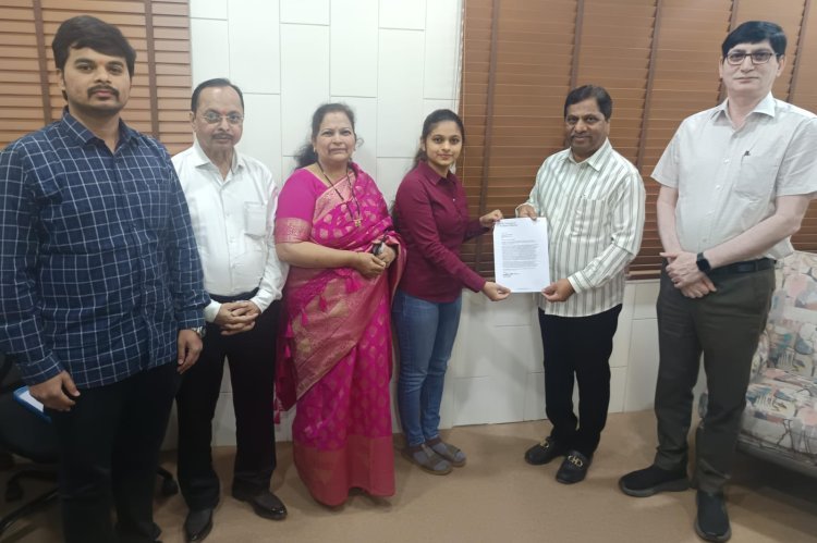 डी वाय पाटील अभियांत्रिकीच्या सलोनीची युनिव्हर्सिटी ऑफ सदर्न कॅलिफोर्निया' मध्ये निवड