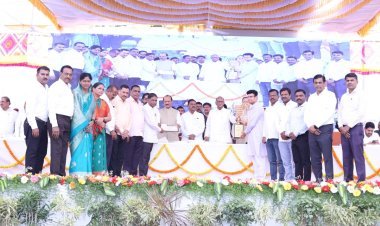 शाहू कारखान्यास कै.डॉ. आप्पासाहेब उर्फ सा.रे.पाटील सर्वोत्कृष्ट ऊस विकास व संवर्धन पुरस्कार प्रदान