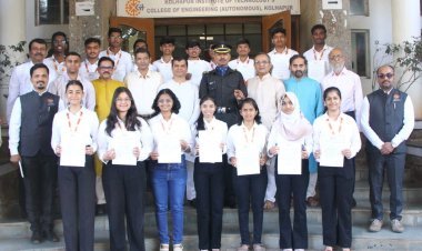 केआयटीत मेरीट 'स्कॉलरशिप' चे वितरण ; गुणवंत विद्यार्थ्यांचा सन्मान