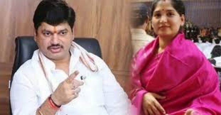 धनंजय मुंडे यांनी गैरमार्गाने निवडणूक जिंकली ; करुणा शर्मा यांची न्यायालयात निवडणूक याचिका दाखल