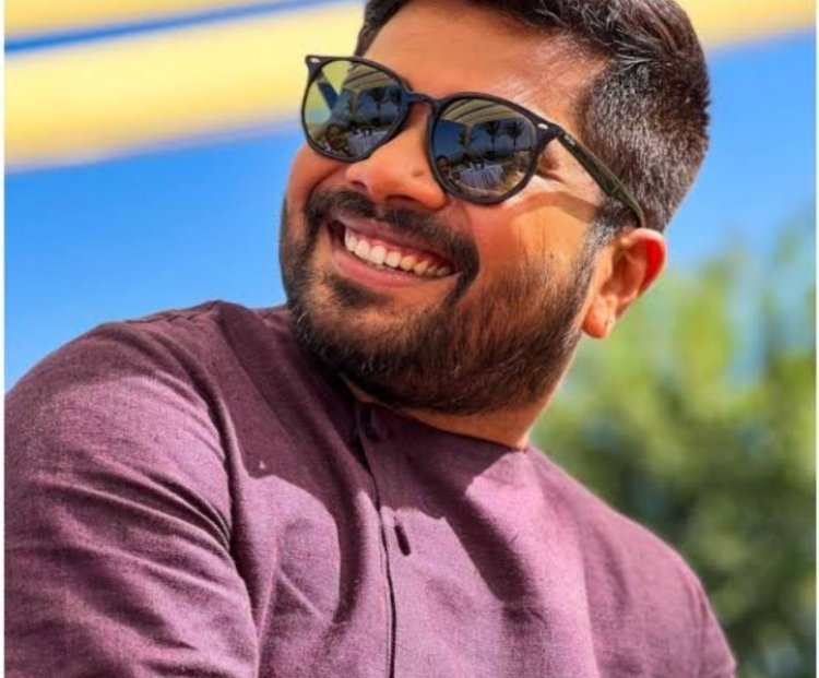 Hemant Dhome : हेमंत ढोमेने सांगितला 'तो' किस्सा....मला वाटलं एड्स झालाय, आईला मिठी मारुन रडलो