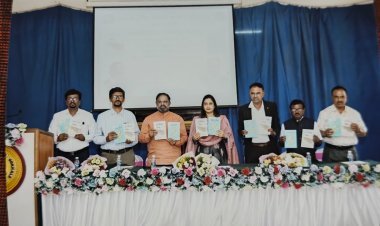 गोखले कॉलेजमध्ये स्वप्नवेल व संजीवन कविता संग्रहाचे प्रकाशन संपन्न