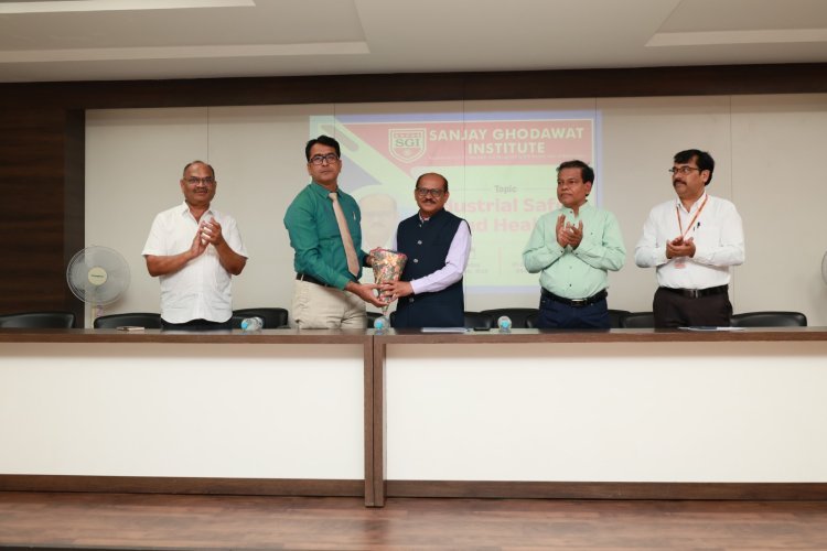 संजय घोडावत इन्स्टिट्यूट मध्ये उद्योग सुरक्षा , आरोग्य मार्गदर्शन कार्यक्रम उत्साहात संपन्न