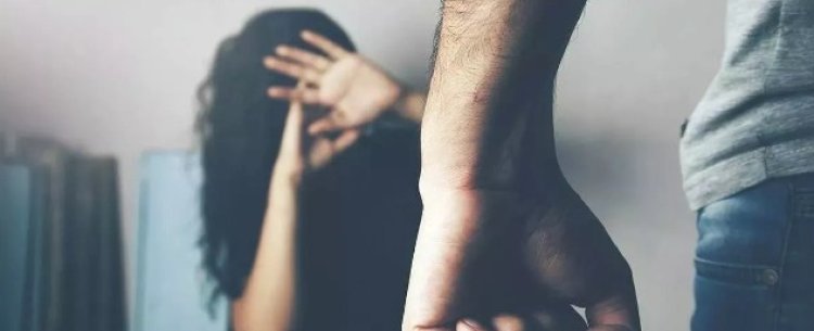 धक्कादायक | नात्याला काळीमा फासणारी घटना, वडिलांनीच केला तीन मुलींवर अत्याचार