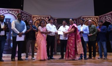 रोटरी सेंट्रल कडून शैक्षणिक सामाजिक संस्थांना मदत