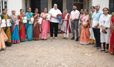 कागलमध्ये पालकमंत्री हसन मुश्रीफांच्या हस्ते  अंगणवाडी मदतनिसांना नियुक्तीपत्रांचे वितरण