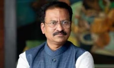 प्रशांत कोरटकरला पाठवली अब्रूनुकसानीची नोटीस ..!