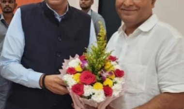 राजे रघुजी भोसले यांची तलवार पुन्हा भारतात आणली याबद्दल मुख्यमंत्री फडणवीस यांचे मनस्वी अभिनंदन - विजय जाधव