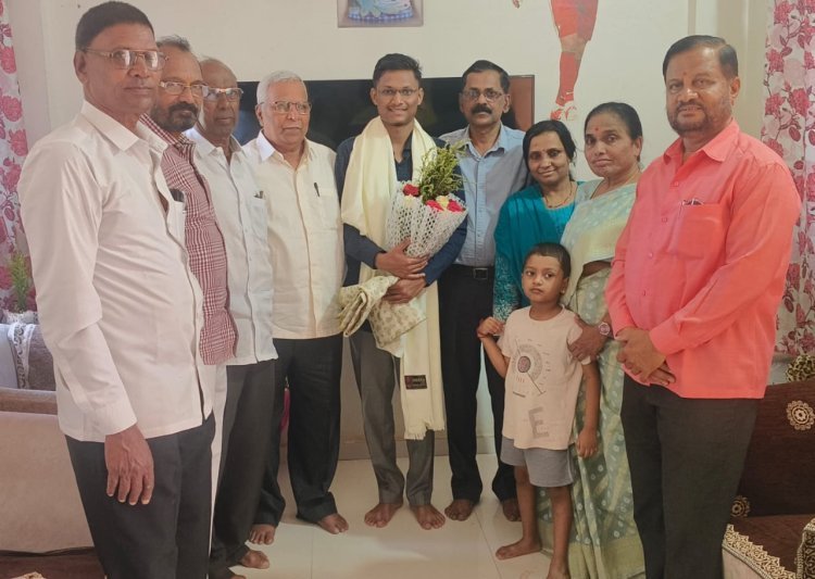 युपीएससी परीक्षा पास होऊन हेमराज पनोरेकरने आई - वडिलांच्या कष्टाचे चीज केले - व्ही.बी.पाटील