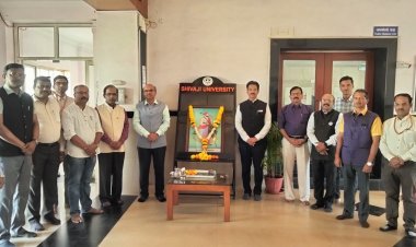 शिवाजी विद्यापीठामध्ये छत्रपती संभाजी महाराज जयंती उत्साहात साजरी