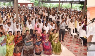 सभासद नोंदणीमध्ये कोल्हापूर जिल्हा राज्यात नंबर एक करा - ना. हसन मुश्रीफ