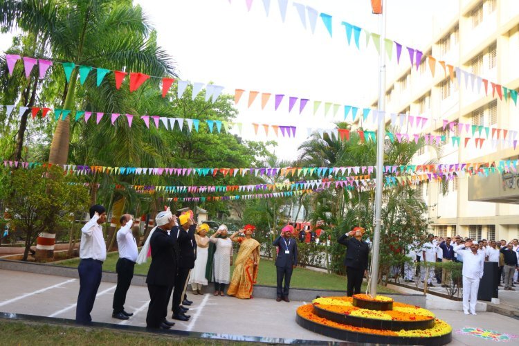 जिल्हा परिषद कोल्हापूर येथे महाराष्ट्र दिन उत्साहात साजरा