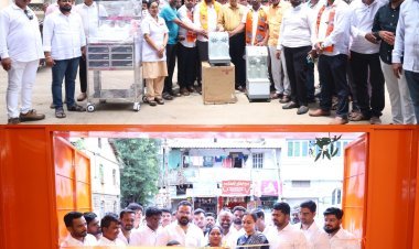 मनसे अध्यक्ष राज ठाकरे यांचा वाढदिवस मनसे कोल्हापूर तर्फे विविध उपक्रमांनी साजरा