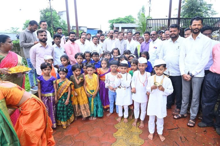 जागतिक स्पर्धेत टिकण्यासाठी शिक्षणाच्या बरोबरीने कलागुणांची जोपासना करणे गरजेचे - खा. धनंजय महाडिक