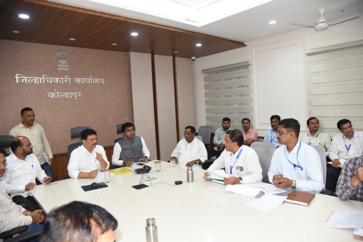 रोजगार निर्मितीसाठी जिल्ह्याचा विशेष आराखडा तयार करा - पालकमंत्री प्रकाश आबिटकर