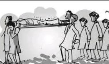 मृत व्यक्तीचं शव तिरडीवर ठेवत असतानाच असं काही घडलं अन्...