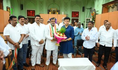 कागलच्या उज्वल भविष्यासाठी राजेंच्या जुन्या कार्यकर्त्यांनी एकत्र यावे - राजे समरजितसिंह घाटगे