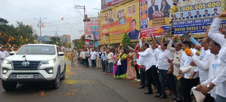 देशाचे सरन्यायाधीश भूषण गवई यांचे इंडिया आघाडीच्या वतीने कोल्हापुरात उत्साहात स्वागत