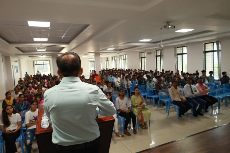 संजय घोडावत इन्स्टिट्यूटमध्ये राष्ट्रीय उद्योजकता दिवस उत्साहात साजरा