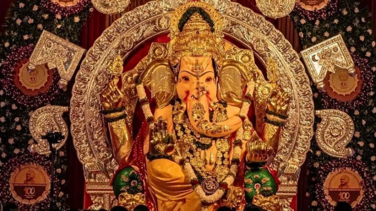 भारतातील 'या' श्रीमंत गणेशमंडळाने 'इतक्या' कोटींच्या विमा पॉलीसीने बनवला विक्रम