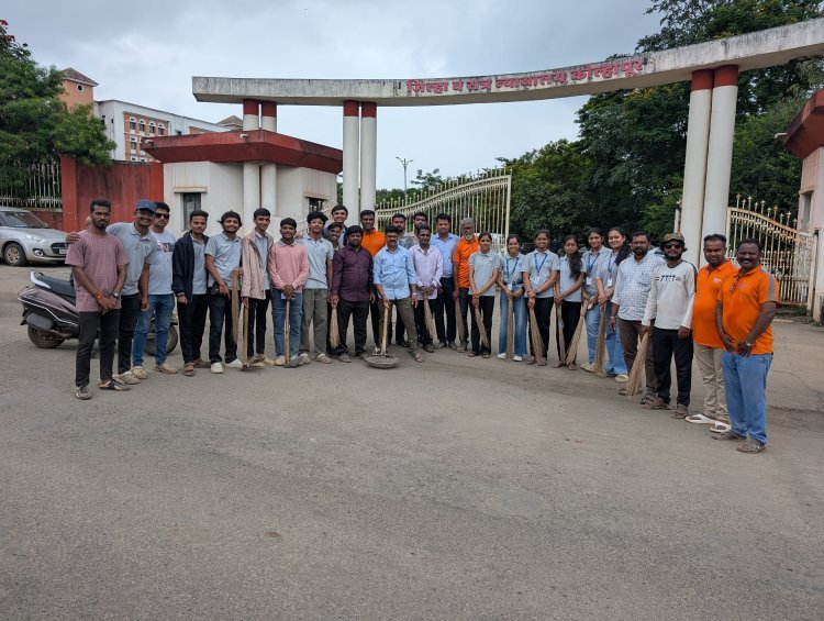 डॉ. डी. वाय. पाटील पॉलिटेक्निकच्या विद्यार्थ्यांची अशीही सामाजिक बांधिलकी