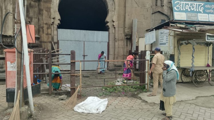 शारदीय नवरात्र उत्सवाच्या पार्श्वभूमीवर अंबाबाई मंदिर परिसरासह विविध ठिकाणी विशेष स्वच्छता मोहिम
