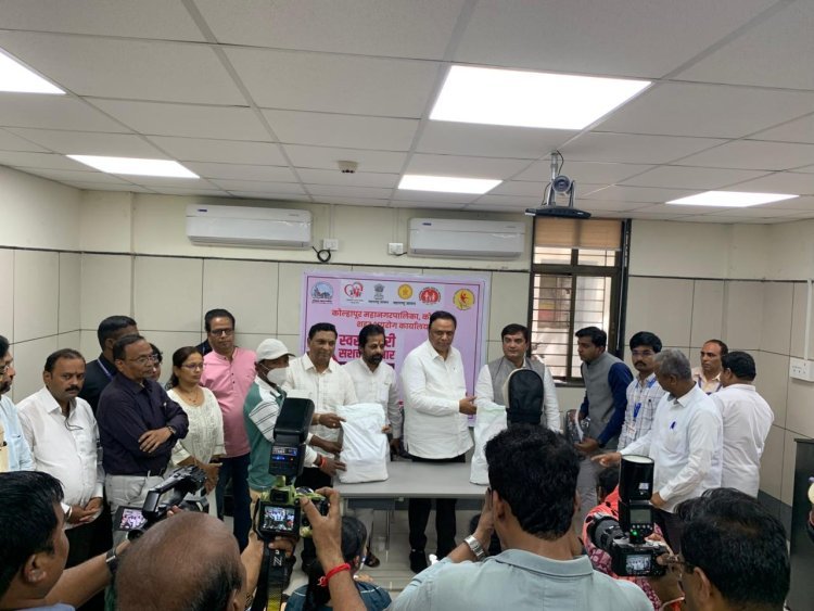 धनंजय महाडीक युवा शक्ती व भागीरथी महिला संस्थेकडून 200 क्षयरुग्ण दत्तक