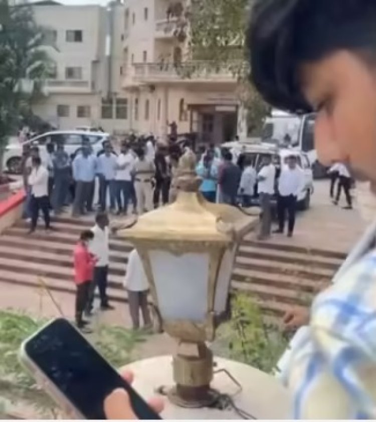 पुण्यातील एका नामांकित कॉलेजच्या कॅम्पसमध्ये आढळला मृतदेह