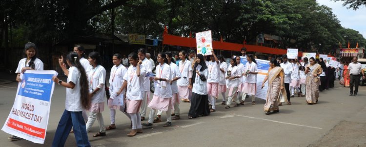 शरद कॉलेज ऑफ फार्मसीत फार्मासिस्ट दिन उत्साहात