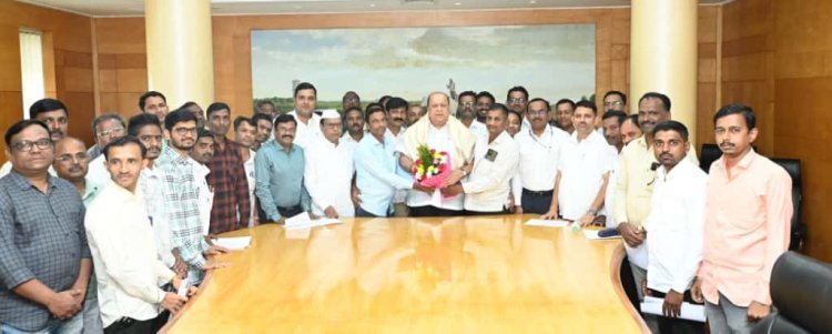 मंत्री हसन मुश्रीफ यांनी स्वीकारला पुन्हा केडरच्या अध्यक्षपदाचा पदभार