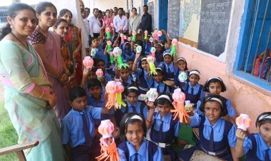 भागीरथी महिला संस्था व रोटरी मिड टाउनच्या 'या' उपक्रमाला नागदेववाडीतील शाळेत उत्स्फूर्त प्रतिसाद