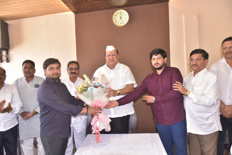 मंत्री हसन मुश्रीफ यांची रणजितसिंह पाटील यांच्या निवासस्थानी सदिच्छा भेट